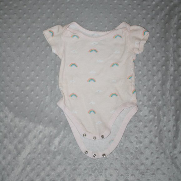 3/$20 Baby girl onesie rainbows cloud 6 months - Picture 7 of 12